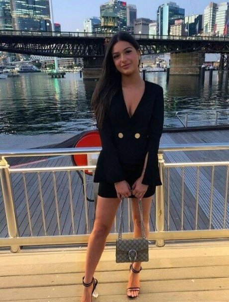 Costeen Hatzi star hd picture