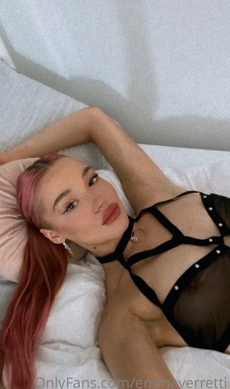 emmaverretti model nudes picture