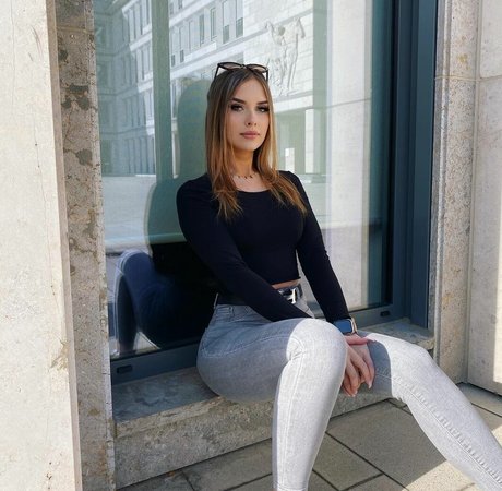 LetsNastja model erotic images