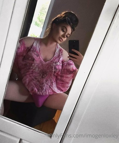 Imogen Loxley nude pornstar archive