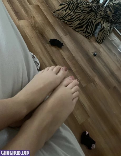 Charlotte Pickering pornstar naked picture