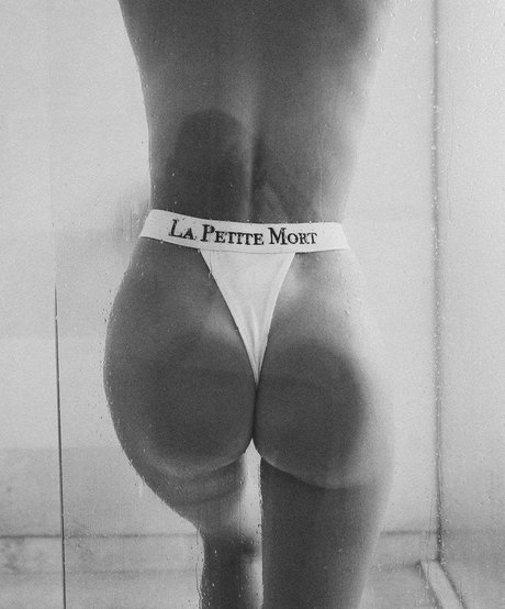 aemillin porn model gallery