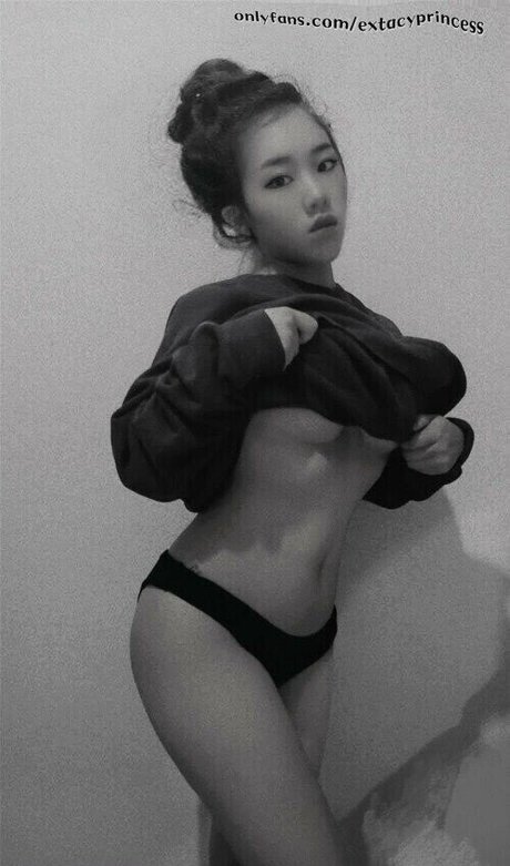 sxxxtacy beautiful star photos