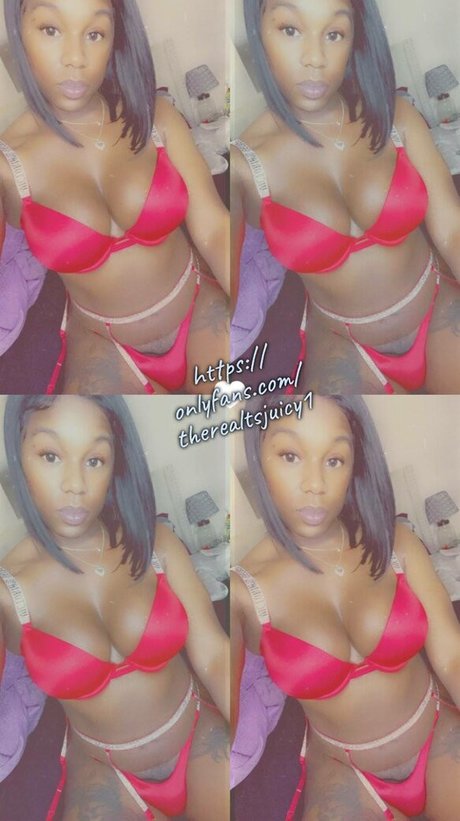TheRealTsJuicy pornstar naked pictures