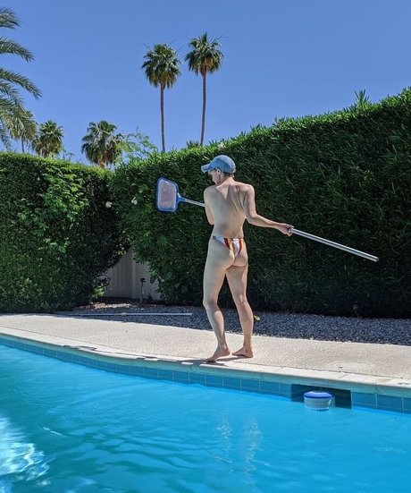 Hannah Hart star art picture