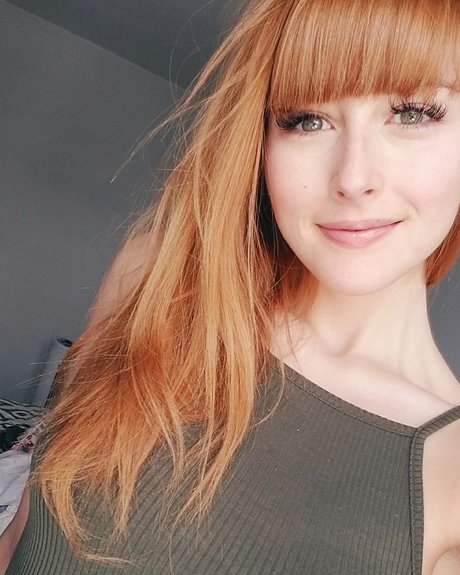 elie dr pornstar nude photo