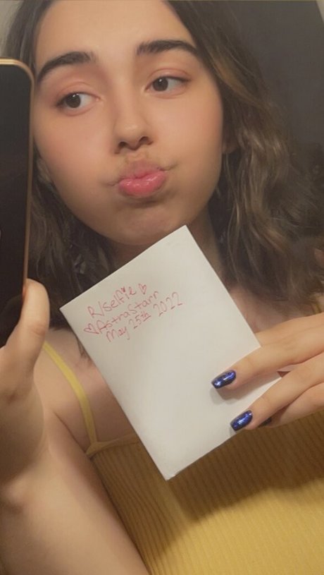 Any Baby Mooshi model nude photos