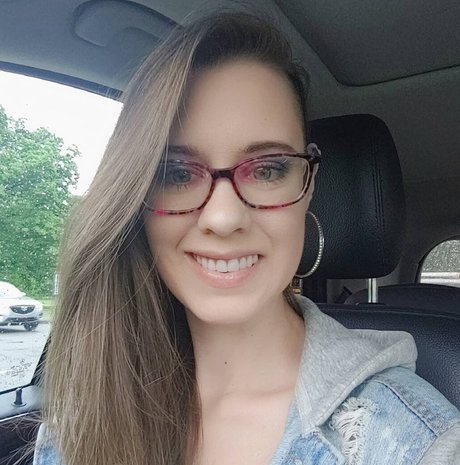 Xnaynaybabyx pretty pornstar picture