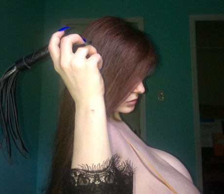 Manda Dawn star image