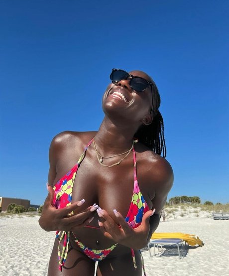 Shellece art pornstar gallery