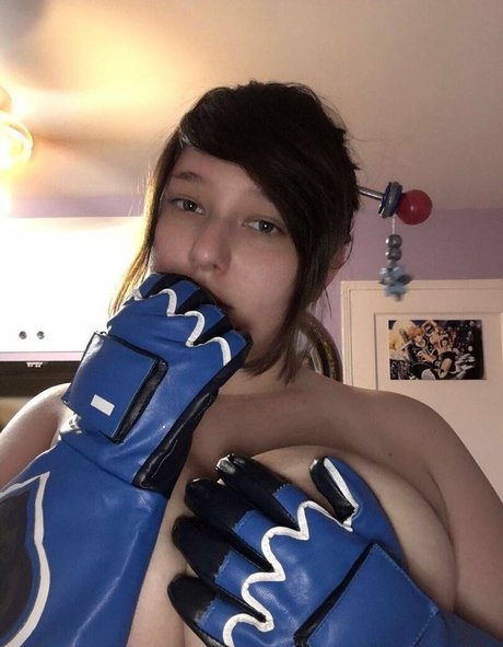 Senpai Sara pornstar adult img