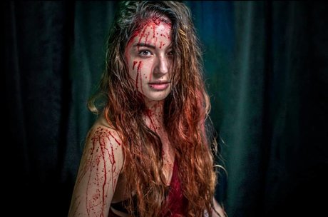 Autumn Farrell adult actress pics