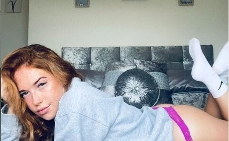 Karina Williamson beautiful model photos