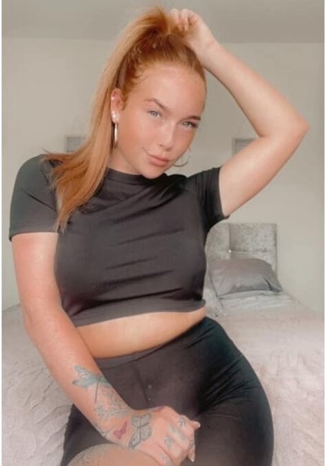 Karina Williamson model exclusive pics