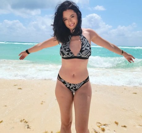 LunaLux ASMR nudes star galleries