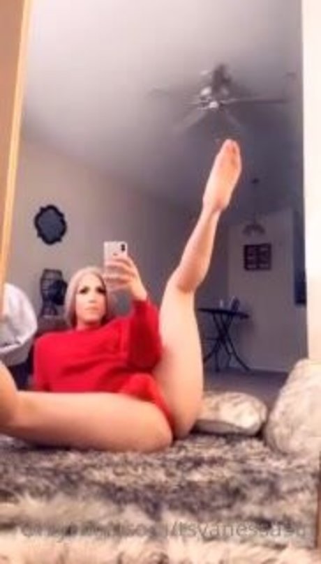 Vanessa9in sexy pornstar pic