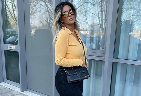 _naz t xxx star photo