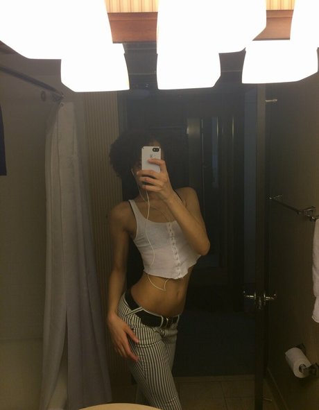 Britne Oldford sex star galleries