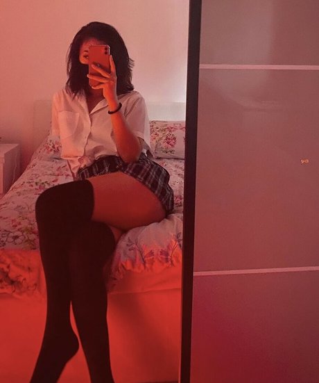 Aveya s xxx model archive