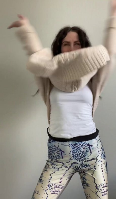 Olivia Evenstar beautiful star gallery