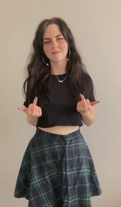 Olivia Evenstar sexy pornstar pic