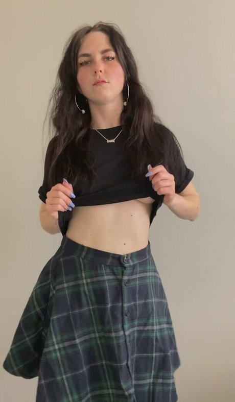 Olivia Evenstar porn actress photo