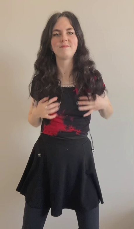 Olivia Evenstar nude pornstar photo