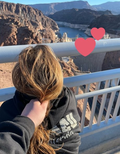 Nikkitightlines beautiful actress images