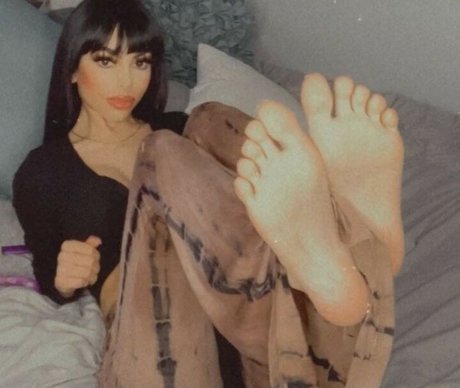 Breanna Riverside pornstar nudes image