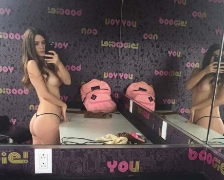 Andrea Rae star pics