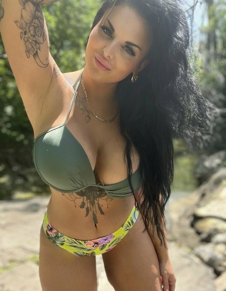 Bigtwins exclusive model images