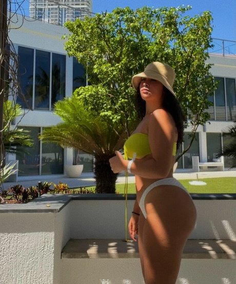 Stormiray erotic model pictures