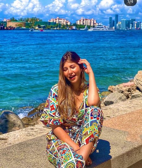 Malak Koura pretty model pics