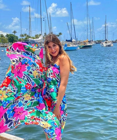 Malak Koura perfect pornstar pic