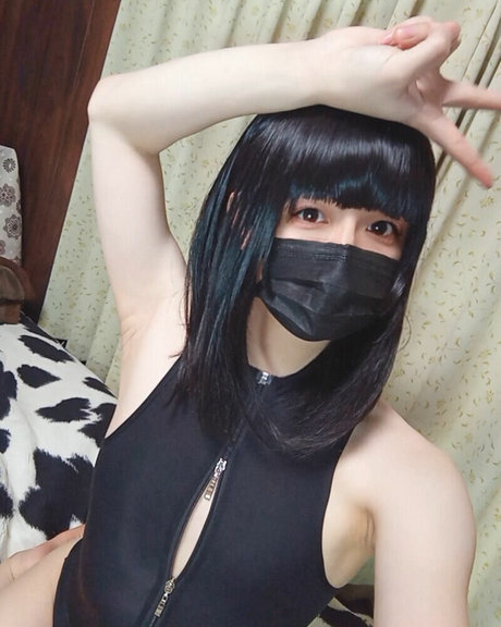 Luviass CD top model images