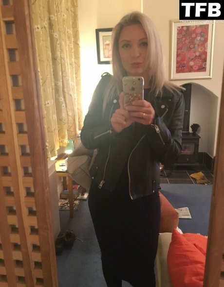 Claire Hutchings star free images