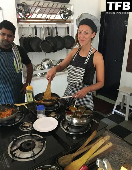 Claire Hutchings model adult galleries