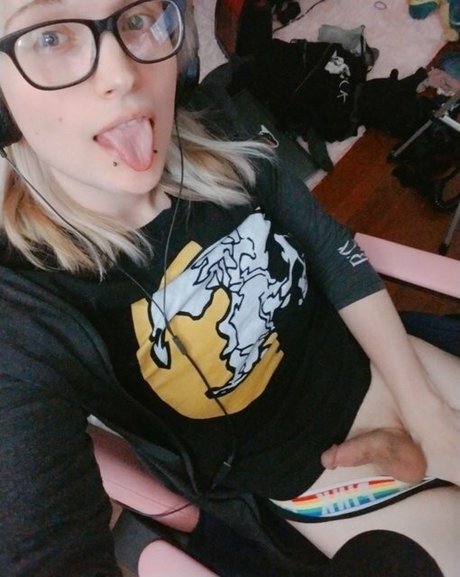 Jaxipup porn star images