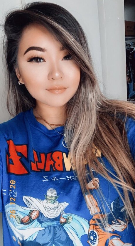 Missthi2 art model image