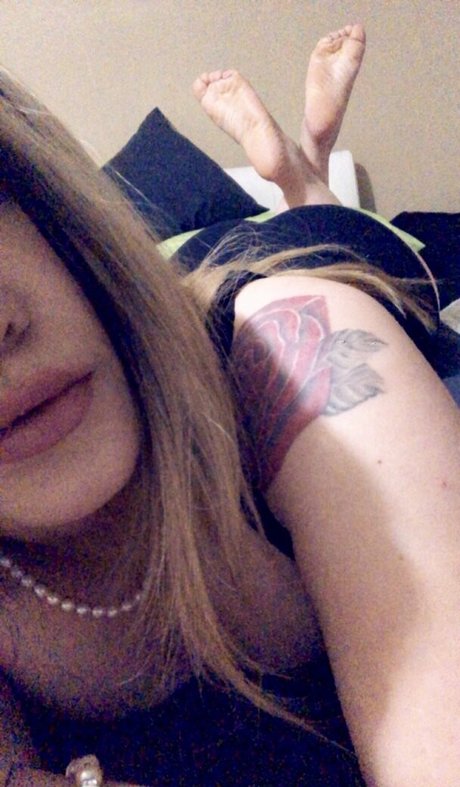 Missthi2 star nudes photos