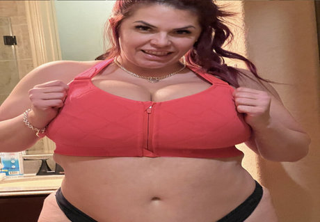 JessicaJax model beautiful pic