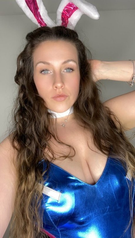 KatSnack pornstar hd pics