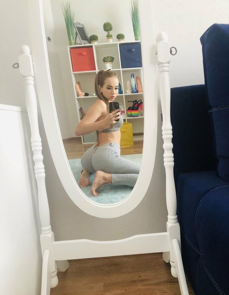 _Timeless Paradox pornographic star archive