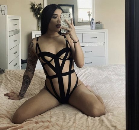 Jocelynmg star nudes pictures