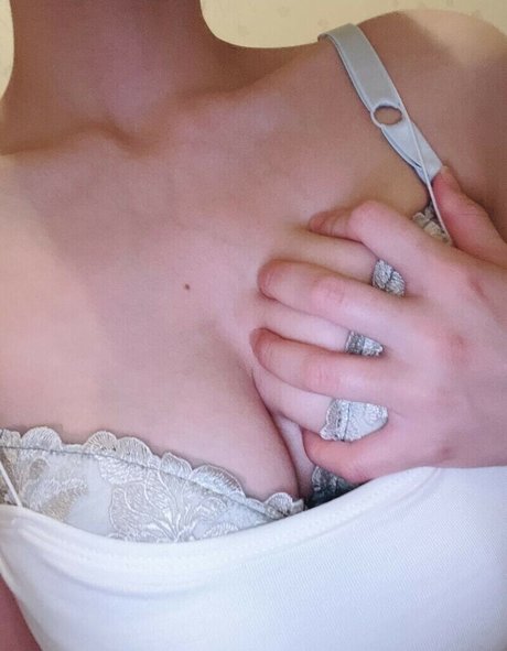 Madoka Natsume Profile pic