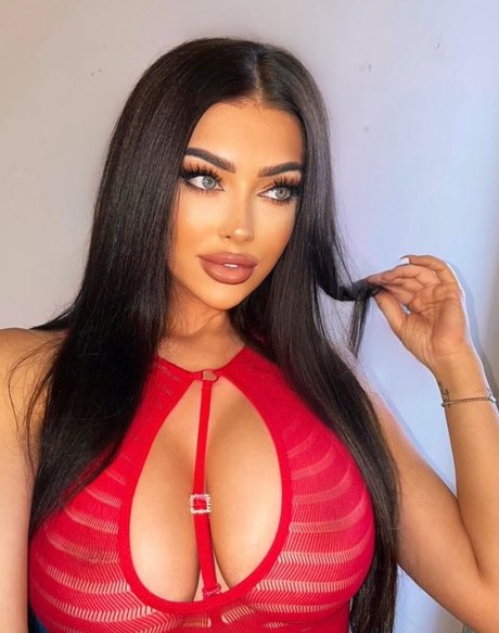 Kate Isobel star free images