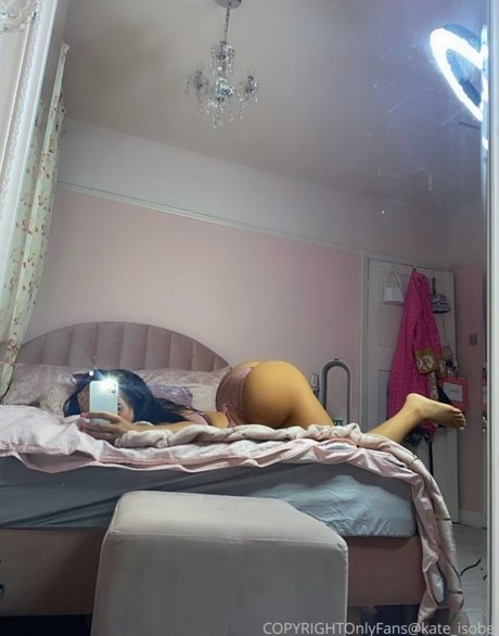 Kate Isobel naked star pictures