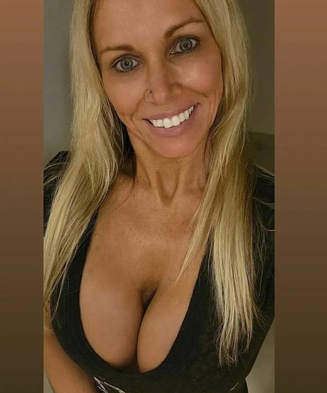 SouthernStyle Chick star nudes photo