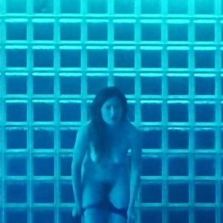 Kathryn Hahn sexy pornstar img