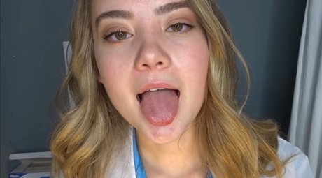 Madi ASMR naked star images